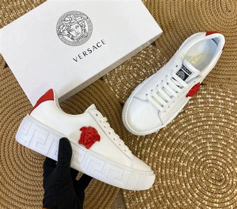 versace ayakkabi|versace sandalye.